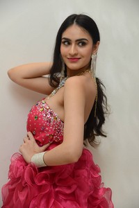 Simran Kapoor Photos